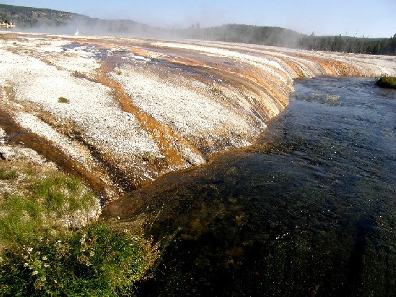 Parco di Yellowstone: Geysers, fumarole, sorgenti calde,....