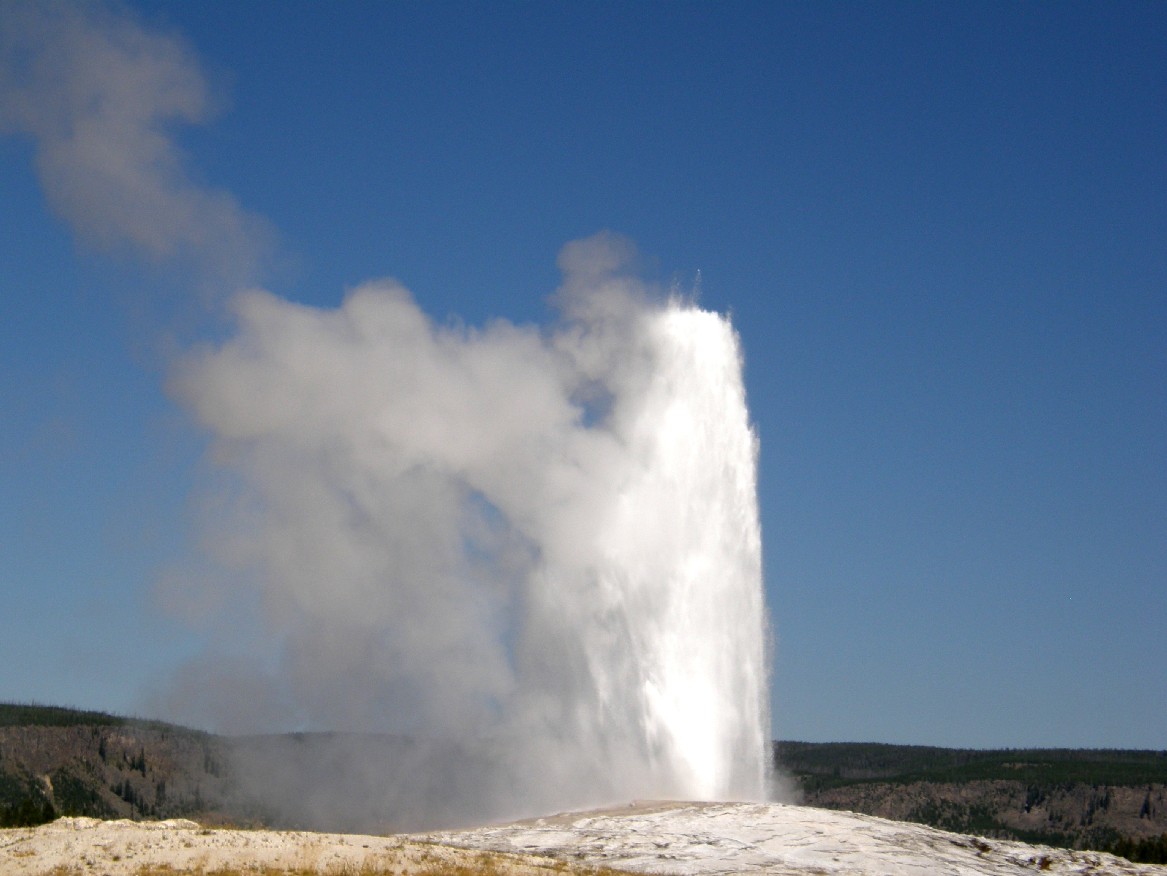 Parco di Yellowstone: Old Faithful, il geyser pi famoso