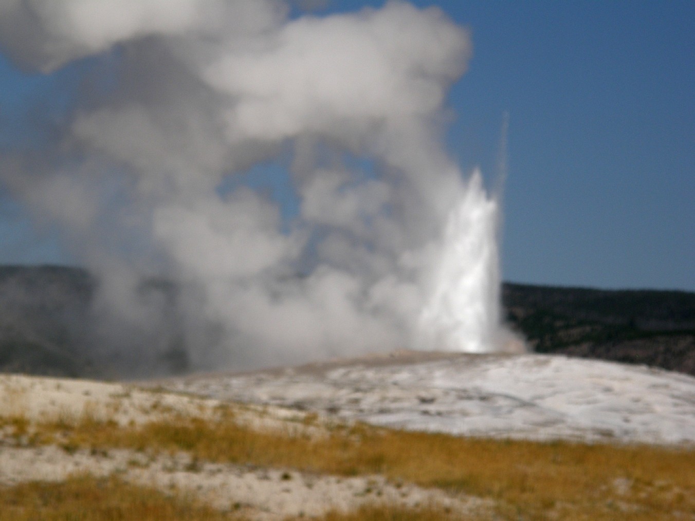 Parco di Yellowstone: Old Faithful, il geyser pi famoso