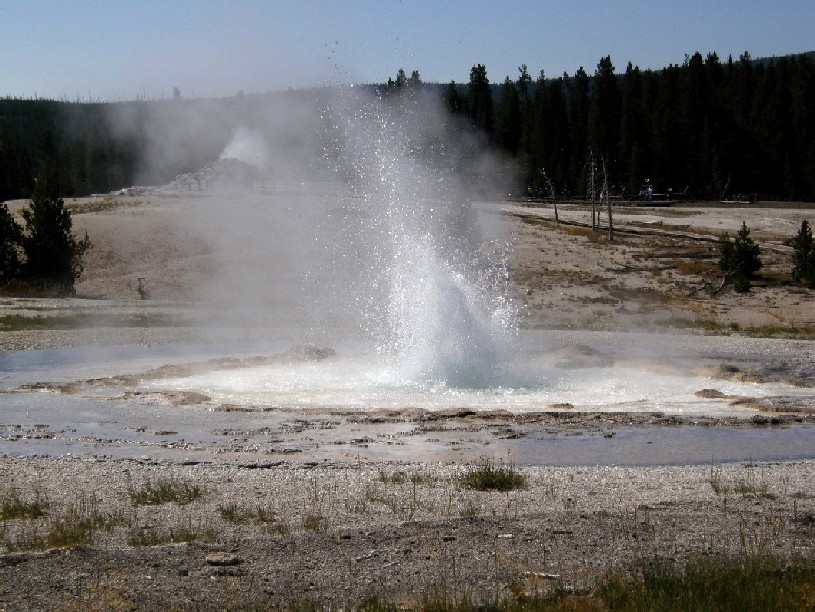 Parco di Yellowstone: Geysers, fumarole, sorgenti calde,....