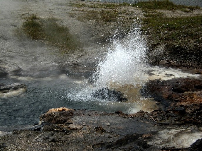 Parco di Yellowstone: Geysers, fumarole, sorgenti calde,....