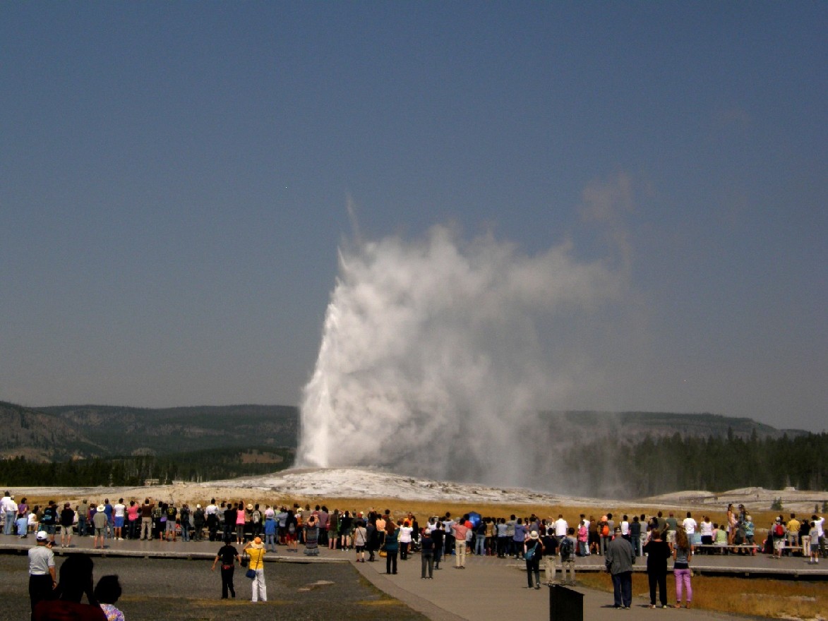 Parco di Yellowstone: Old Faithful, il geyser pi famoso