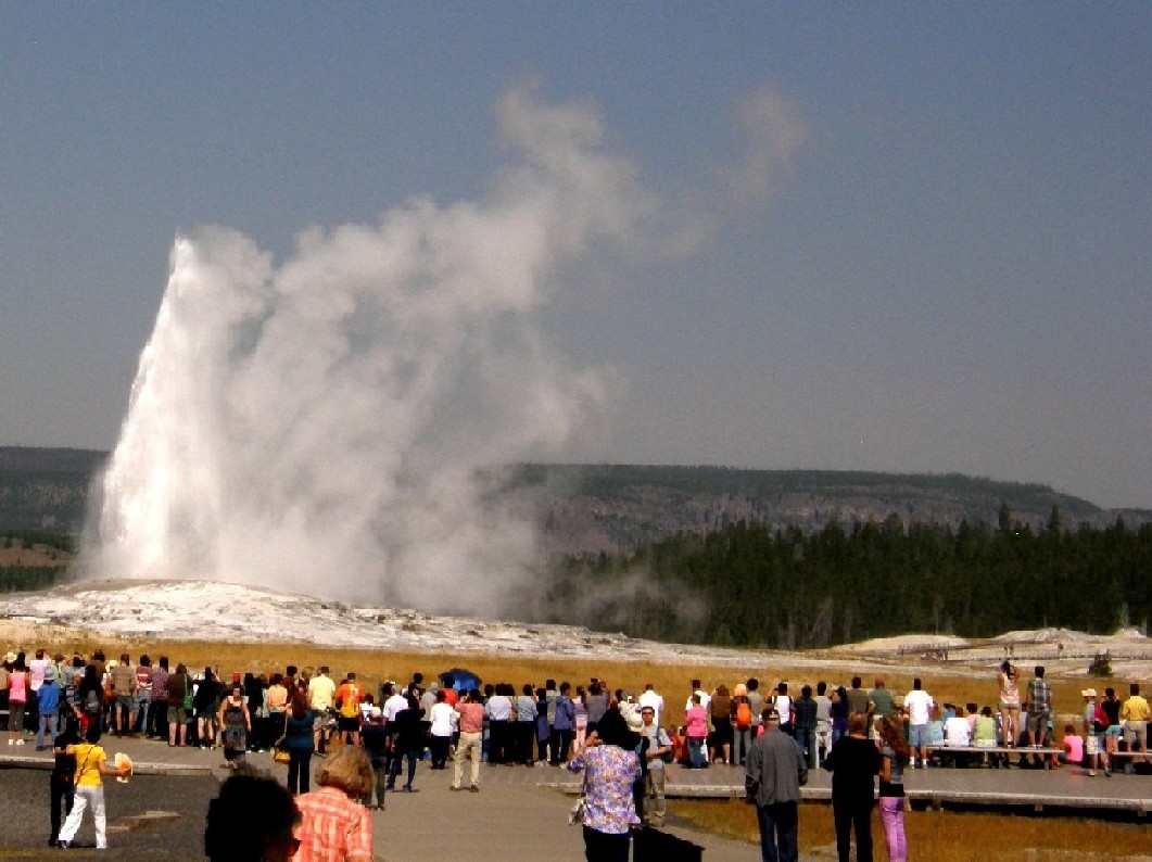 Parco di Yellowstone: Old Faithful, il geyser pi famoso